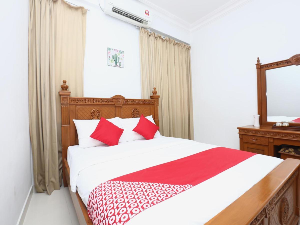Super Oyo 89435 Nusantara Group Hotel Jertih Buitenkant foto