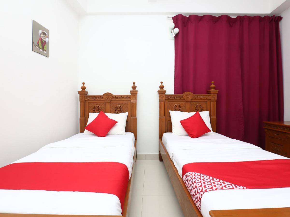 Super Oyo 89435 Nusantara Group Hotel Jertih Buitenkant foto